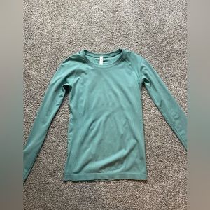Athleta Momentum Top